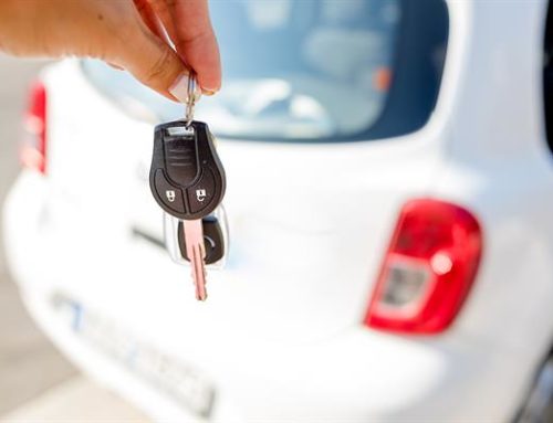 How an auto locksmith replaces missing and broken car keys